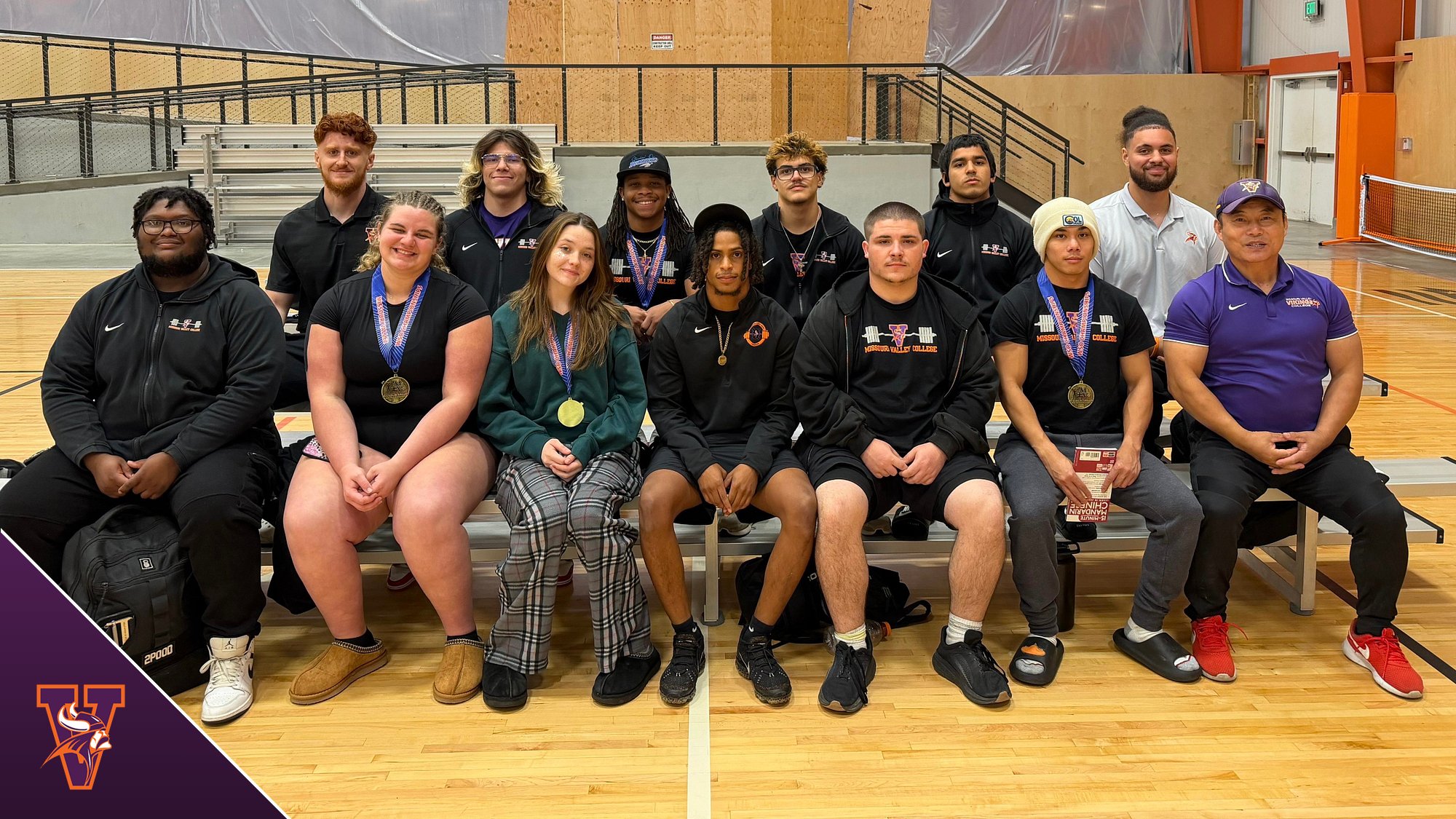 Weightlifting Qualifies Seven For Nationals